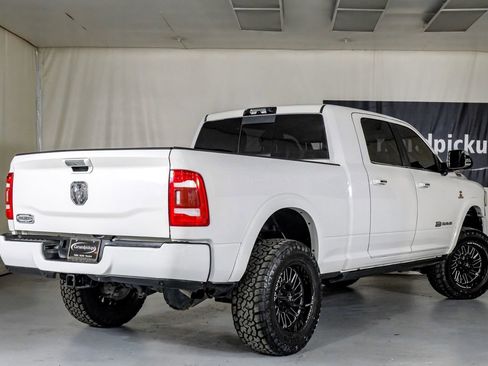 Used 2022 RAM 3500 Limited image 9