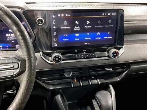 Used 2024 Chevrolet Colorado W/T image 4