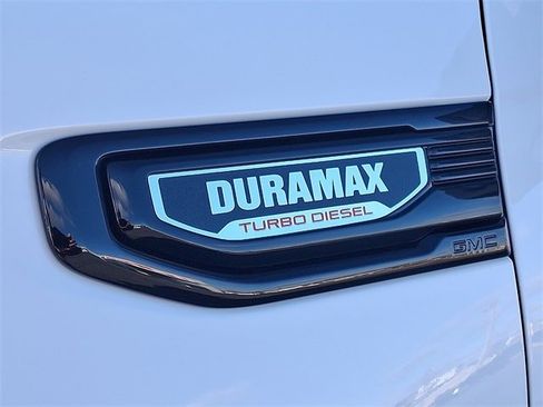 New 2026 GMC Sierra 1500 Elevation image 18