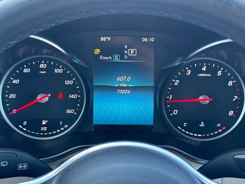 Used 2020 Mercedes-Benz GLC 300 image 28