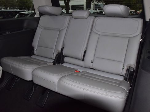 Certified 2025 Ford Expedition Active image 15