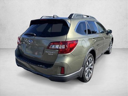 Used 2017 Subaru Outback 3.6R Limited image 6