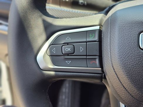 New 2026 Jeep Compass Latitude AWD/4WD image 13