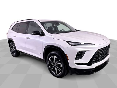 Used 2025 Buick Enclave Sport Touring w/ Power Package image 38