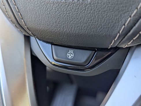 Used 2020 BMW X7 xDrive40i w/ Cold Weather Package image 24