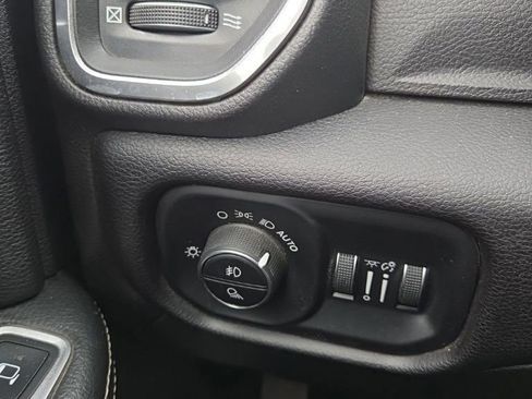 Used 2022 RAM 2500 Laramie image 27