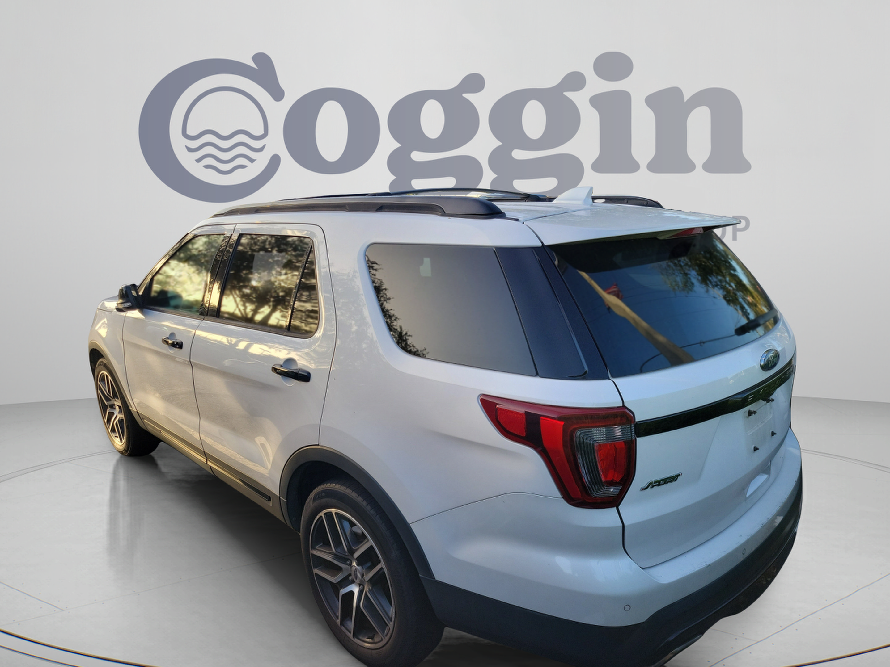 Used 2016 Ford Explorer Sport w/ Equipment Group 401A AWD/4WD image 6