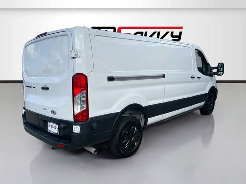 Used 2026 Ford Transit 250 Low Roof w/ Load Area Protection Package RWD image 7