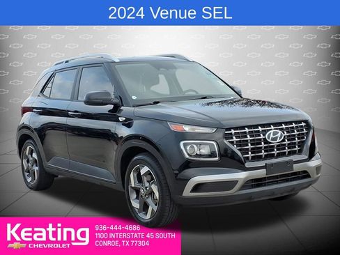 Used 2024 Hyundai Venue SEL image 1