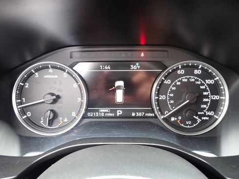 Used 2025 Mitsubishi Outlander SE image 29