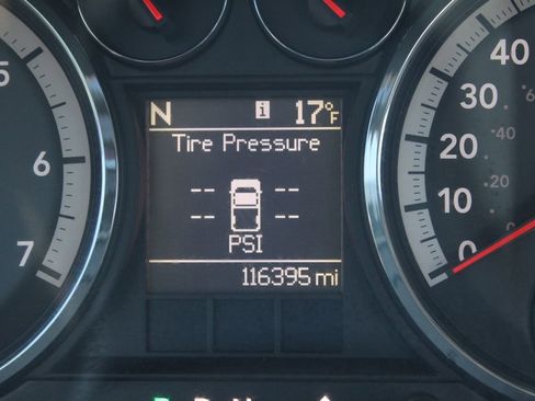 Used 2010 Dodge Ram 1500 Truck SLT image 25