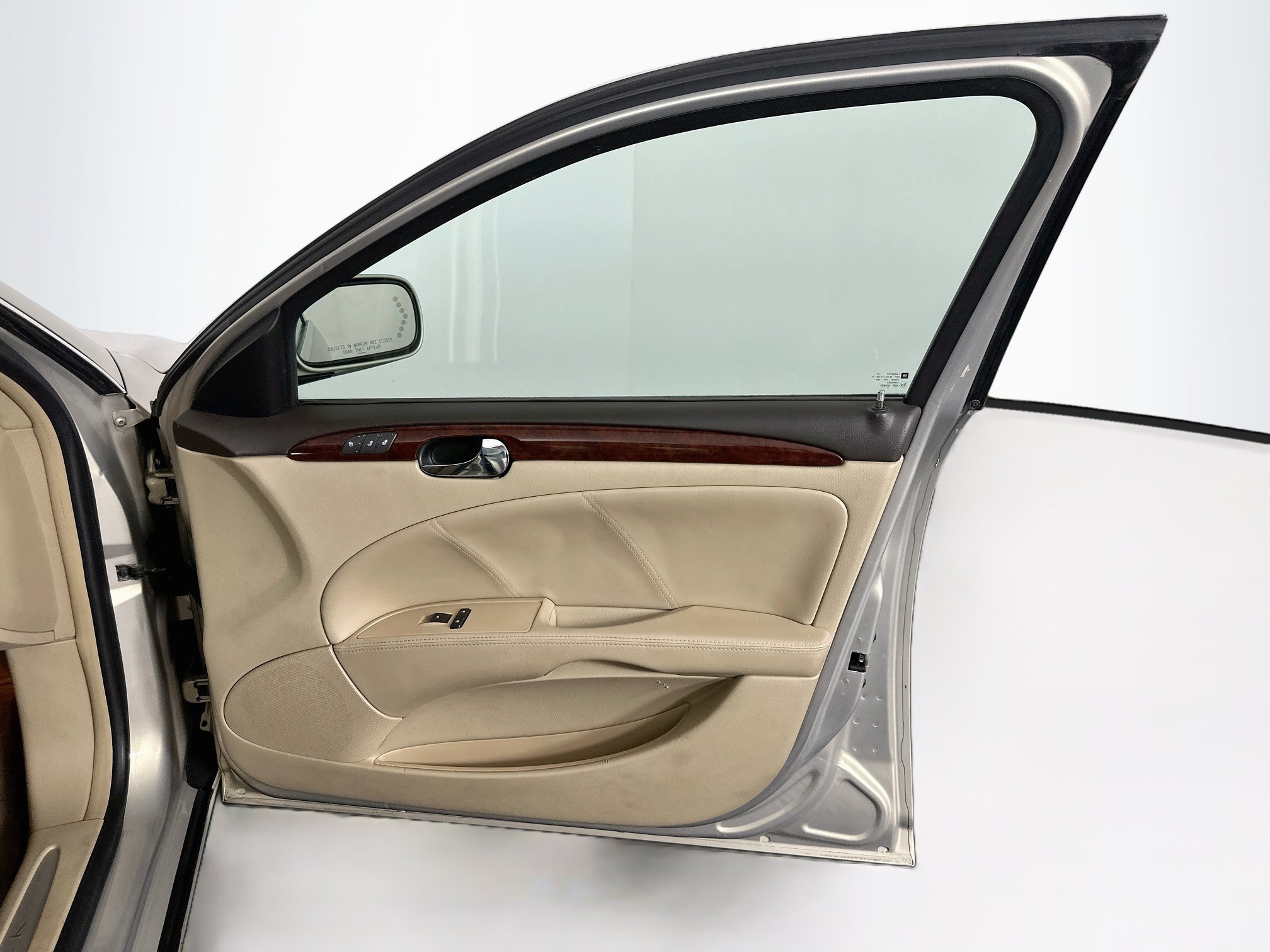 Used 2008 Buick Lucerne CXL w/ Luxury Package FWD image 29