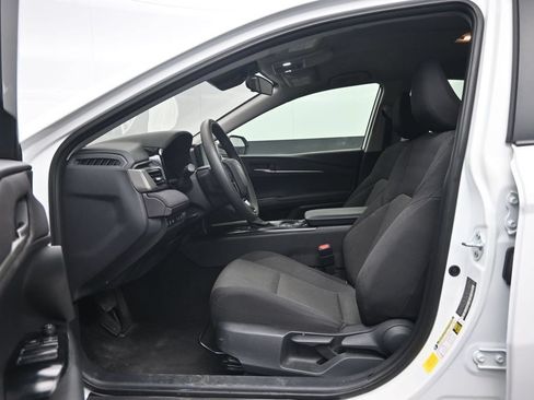 Used 2025 Toyota Camry LE FWD image 18