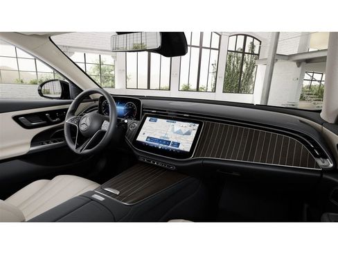 New 2026 Mercedes-Benz E 450 4MATIC Sedan image 6