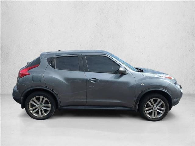 Used 2013 Nissan Juke S AWD/4WD image 4