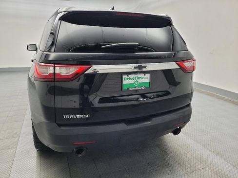 Used 2021 Chevrolet Traverse LS image 6