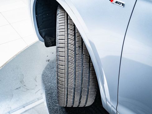 Certified 2022 Audi Q5 2.0T Premium Plus w/ Premium Plus Package image 39