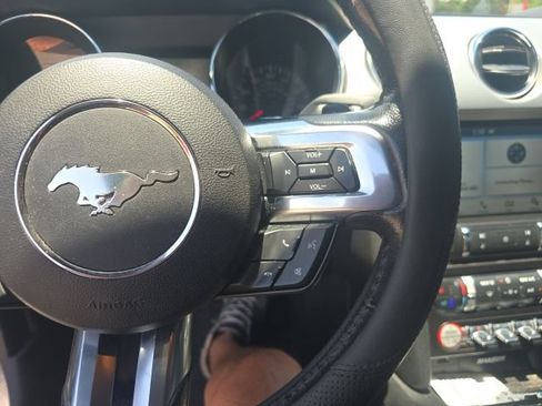 Used 2016 Ford Mustang Premium RWD image 15