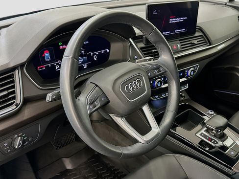 Used 2023 Audi Q5 2.0T Premium Plus w/ Premium Plus Package AWD/4WD image 18