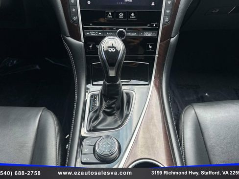 Used 2018 INFINITI Q50 Luxe w/ Essential Package (3.0T Luxe) AWD/4WD image 26
