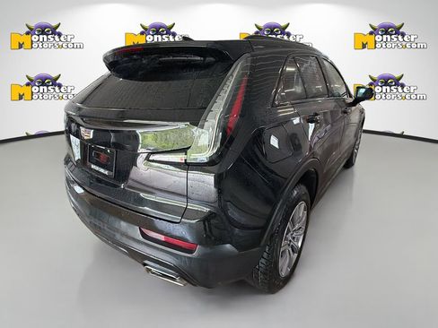 Used 2023 Cadillac XT4 Sport w/ Enhanced Visibility Package AWD/4WD image 4