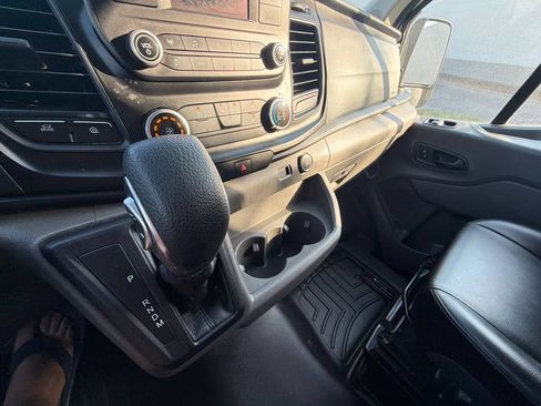 Used 2020 Ford Transit 250 Low Roof RWD image 10