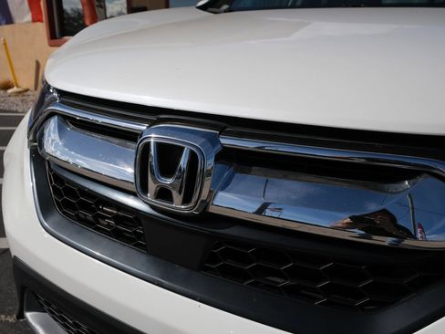 Used 2017 Honda CR-V EX-L image 11