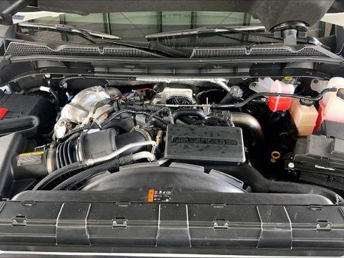 New 2026 GMC Sierra 3500 Denali Ultimate AWD/4WD image 7