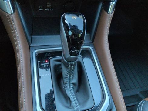 Used 2023 Subaru Forester Touring w/ Popular Package #2 image 11