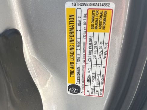 Used 2011 GMC Sierra 1500 SLT w/ Suspension Package, Off-Road image 8