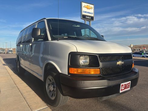 Used 2014 Chevrolet Express 1500 LS image 4