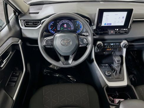 Certified 2025 Toyota RAV4 XLE image 20