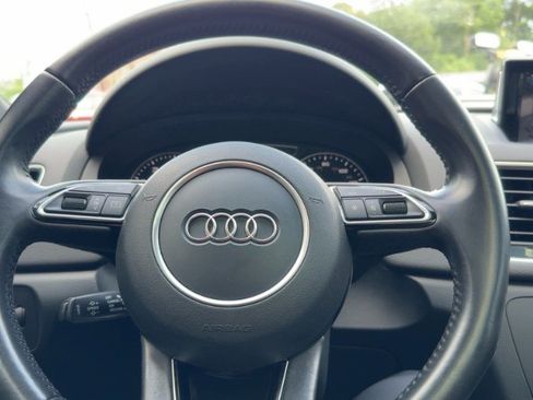 Used 2017 Audi Q3 2.0T Premium image 19