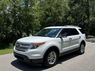 Used 2013 Ford Explorer XLT image 1