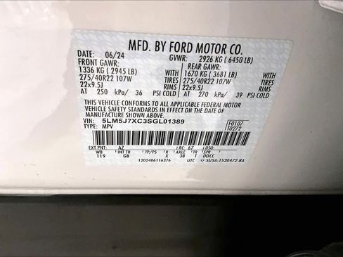 Used 2025 Lincoln Aviator Reserve w/ Jet Appearance Package image 34