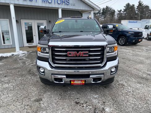 Used 2015 GMC Sierra 2500 SLE w/ All-Terrain HD Package image 9