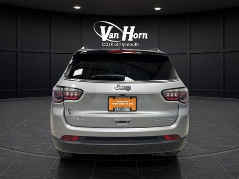 Used 2022 Jeep Compass Limited AWD/4WD image 6
