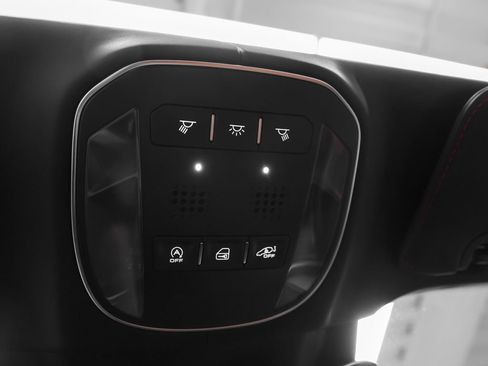 Used 2022 Ferrari Portofino M image 65