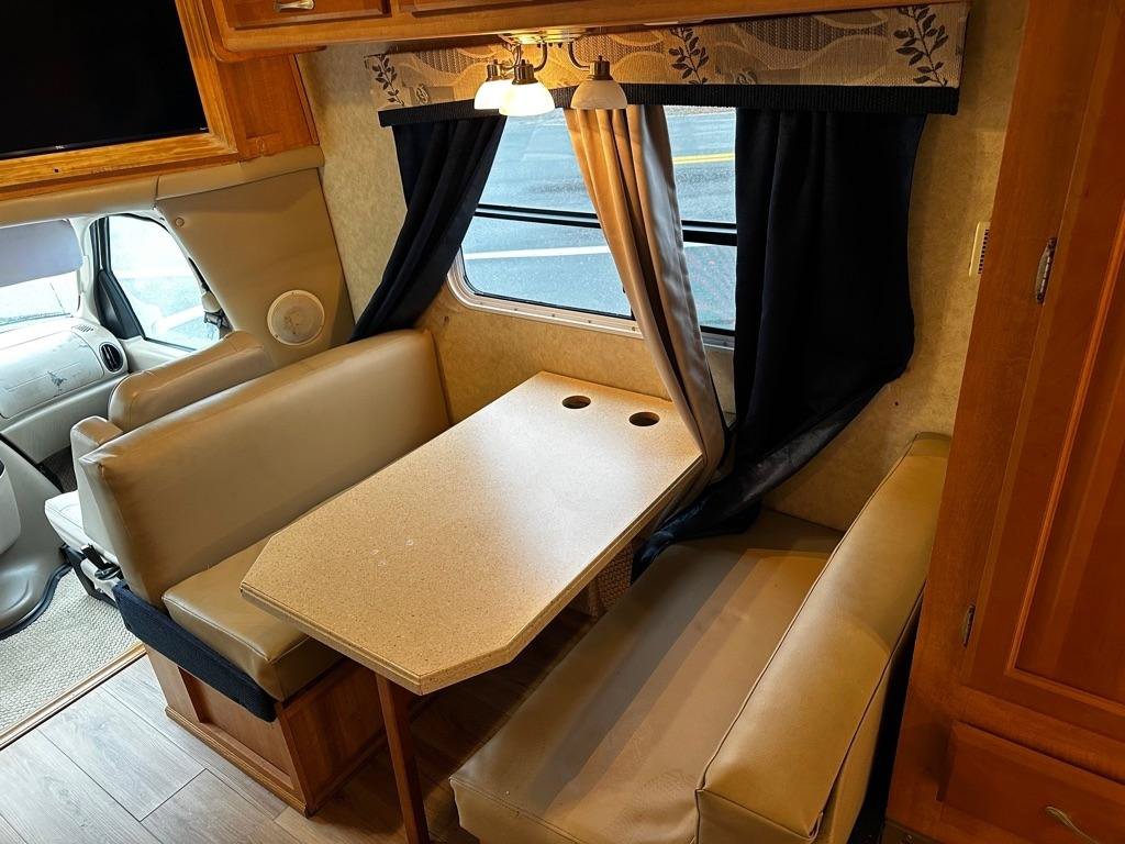Used 2006 Ford E-450 and Econoline 450 RWD image 13