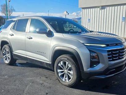 Used 2025 Chevrolet Equinox LT