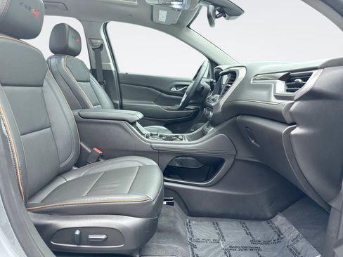Used 2023 GMC Acadia AT4 AWD/4WD image 18