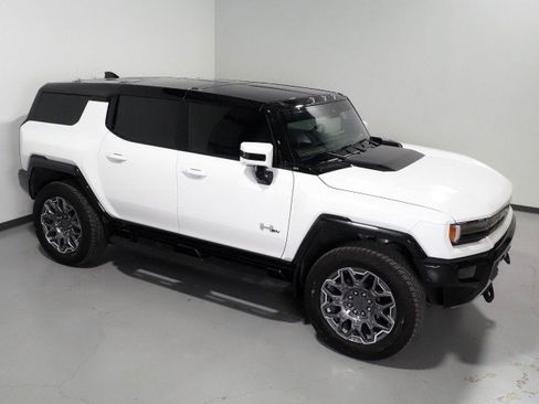 Used 2025 GMC Hummer EV 3X AWD/4WD image 12