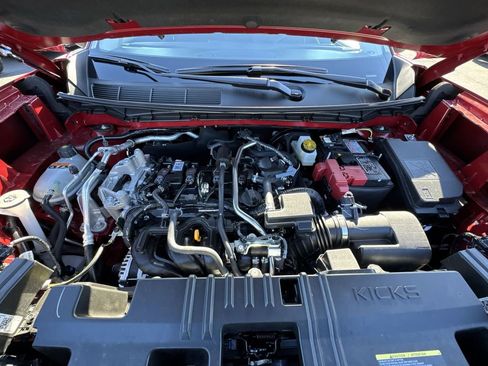 Used 2025 Nissan Kicks SV image 25