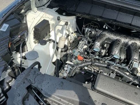 New 2026 Nissan Pathfinder Platinum image 20