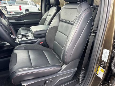 Used 2025 Ford F150 Raptor AWD/4WD image 34