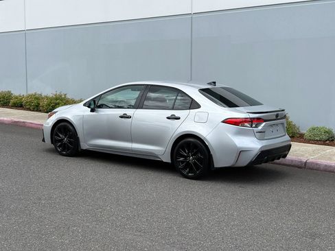 Used 2020 Toyota Corolla SE FWD image 4
