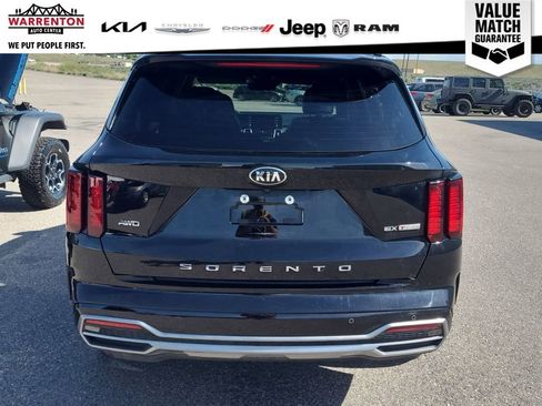 Used 2021 Kia Sorento EX w/ Panoramic Sunroof Package AWD/4WD image 5