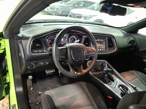 Used 2015 Dodge Challenger R/T w/ Quick Order Package 28B R/T image 11