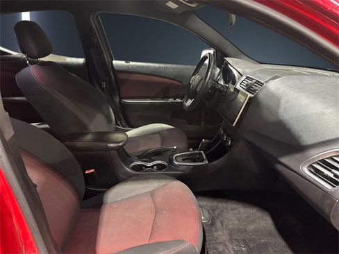 Used 2014 Dodge Avenger SXT w/ Rallye Appearance Group image 15