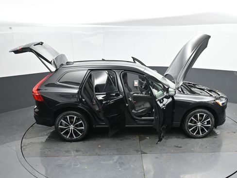 New 2025 Volvo XC60 B5 Plus w/ Protection Package Premier image 51